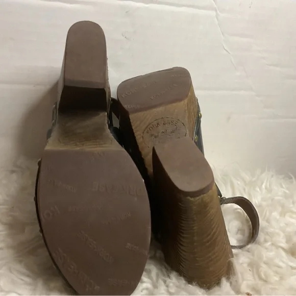 Kork-ease Studded Ankle strap clogs ( Bette style) 6 - Picture 10 of 12